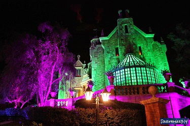 Haunted Mansion Halloween Style