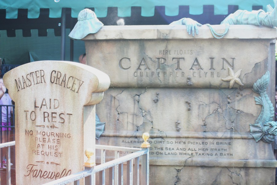 Haunted Mansion interactive queue 2