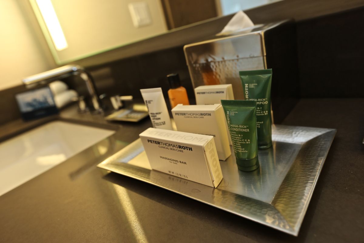 Hilton-Anaheim-Hotel-30