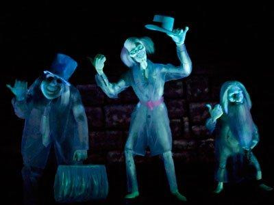 HitchhikingGhosts_1_