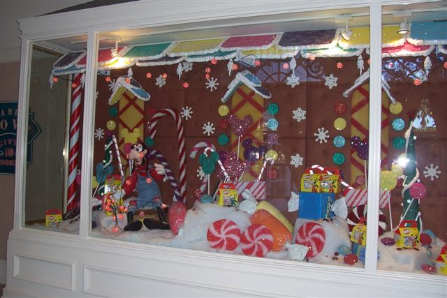 Holiday window at the Grand Floridian.