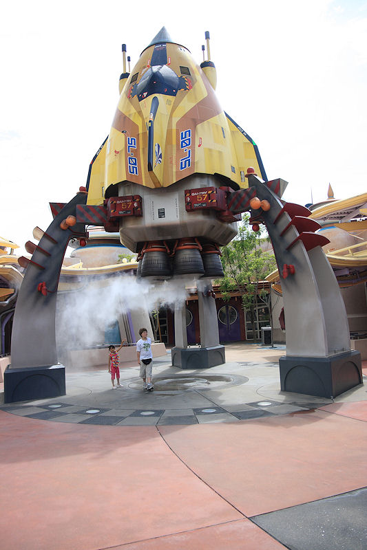 Hong Kong Disneyland - Tomorrowland Mister