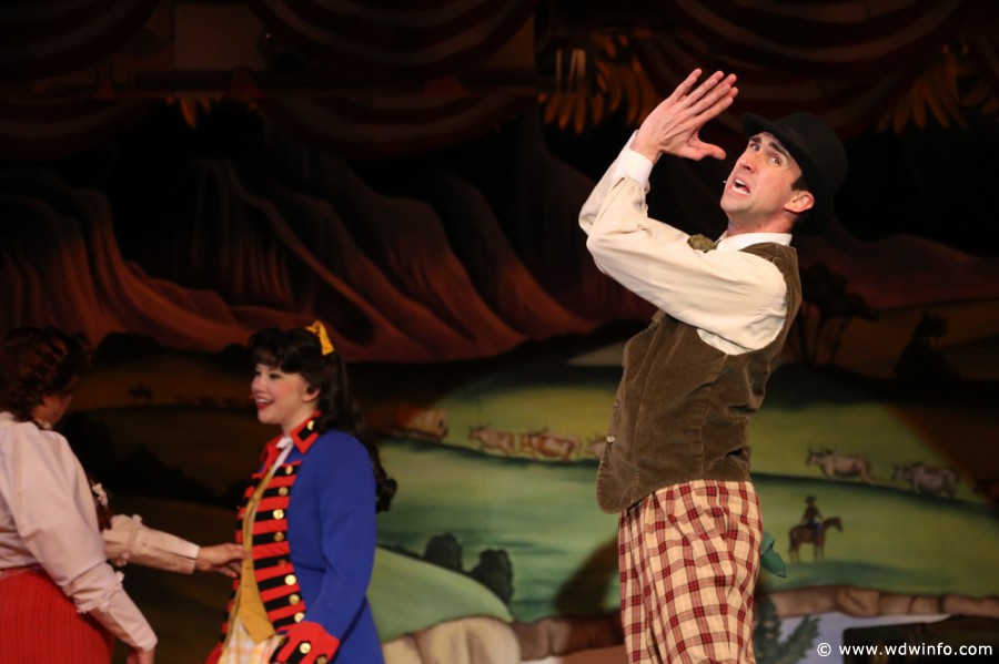 Hoop-Dee-Doo-Musical-Revue-033