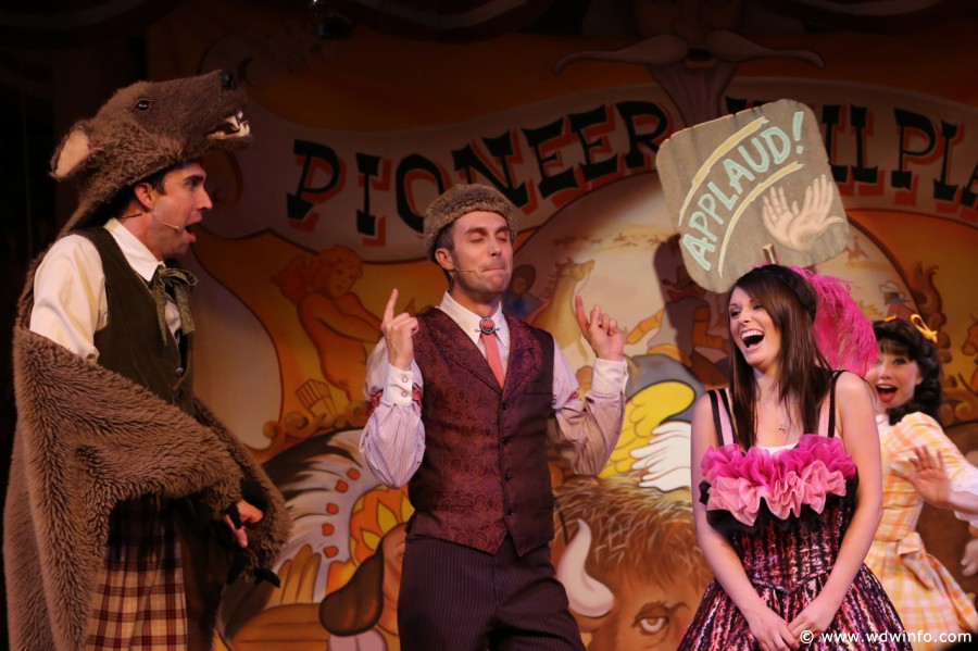 Hoop-Dee-Doo-Musical-Revue-044