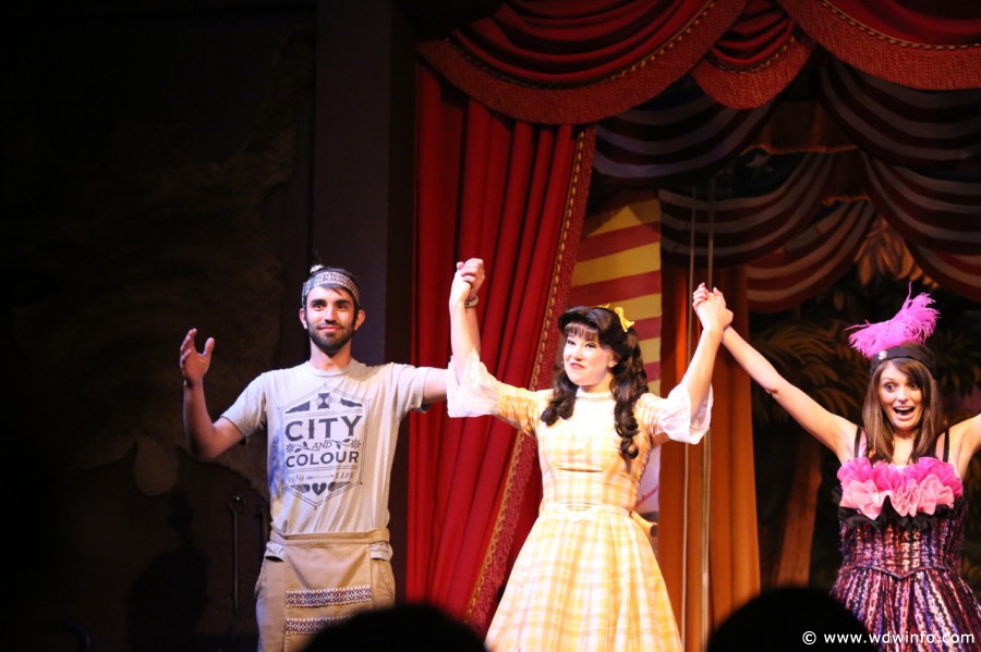 Hoop-Dee-Doo-Musical-Revue-049