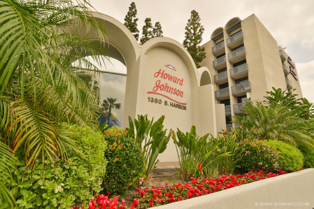 Howard-Johnson-Anaheim-118