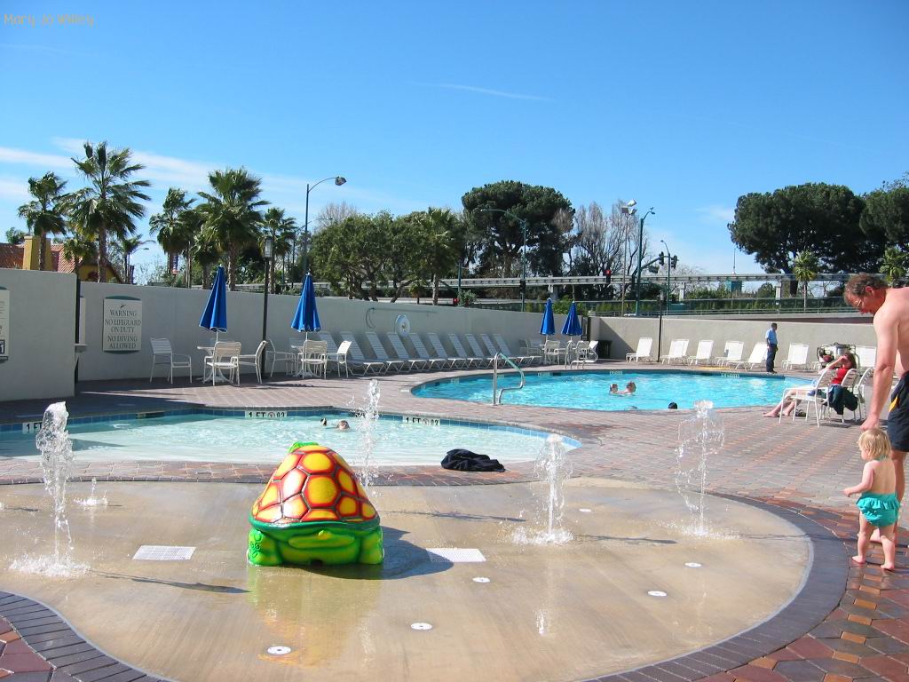 Howard Johnson Hotel