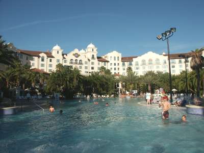 HRH_Pool_4