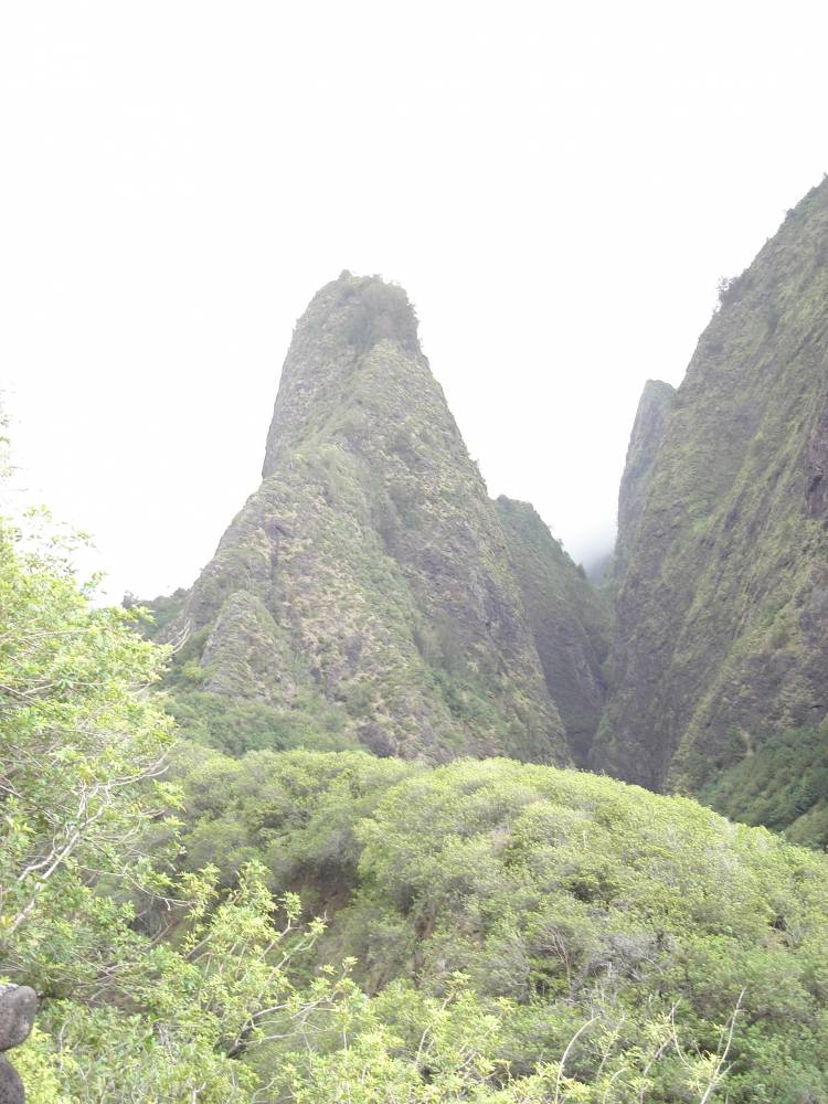 IAO Needle Maui