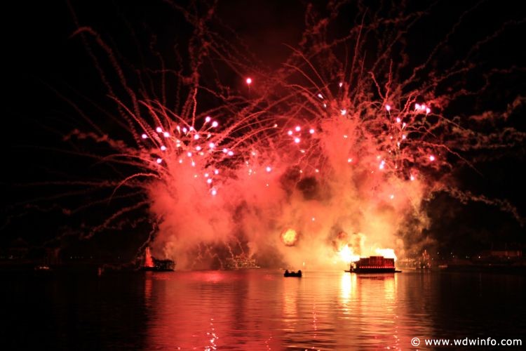 Illuminations-04