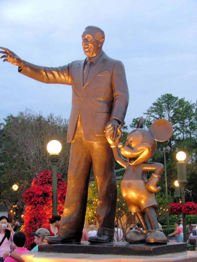 In a different light - The  man and the mouse