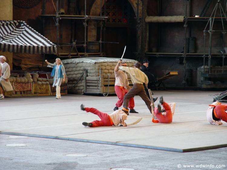 Indiana_Jones_Stunt_Show_14