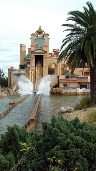 Journey to Atlantis-Water Ride at SW