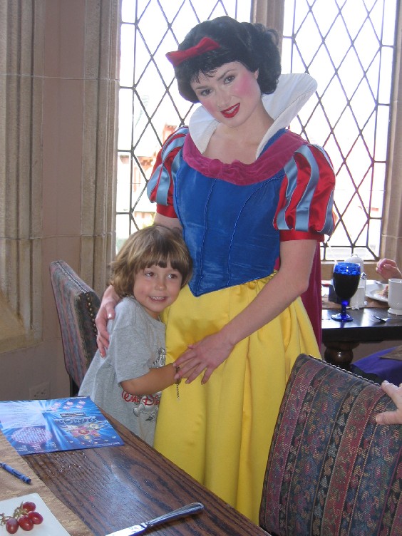 K with Snow White