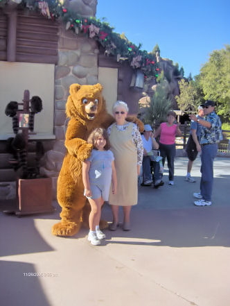 Kenai, Tara and Mom