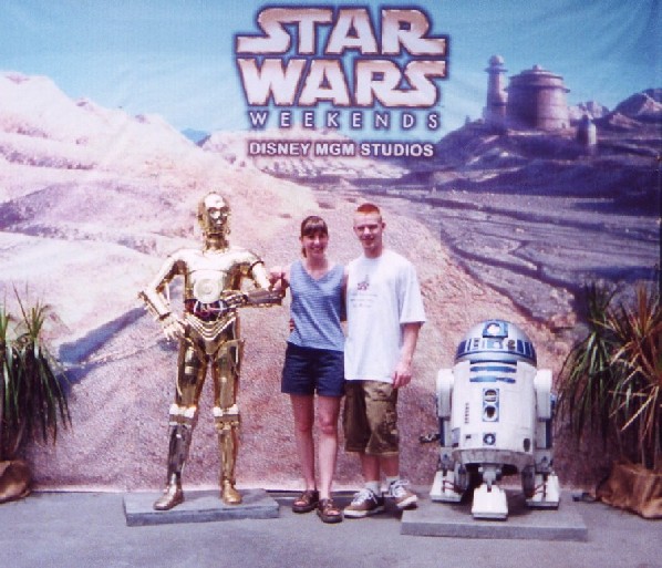 Kids with R2-D2 and C3PO