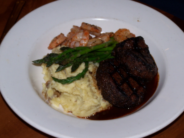 Kona_Cafe_Beef_Medallions