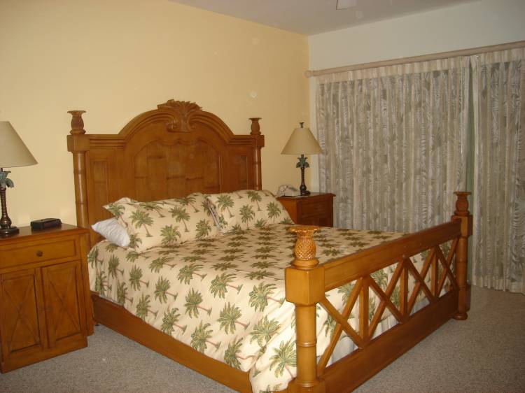 Kona_Coast_II_Bedroom