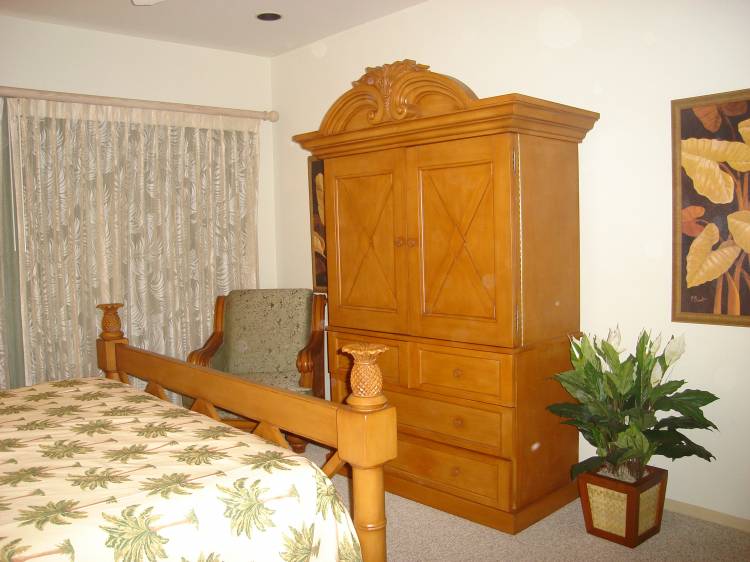 Kona_Coast_II_Bedroom_v2