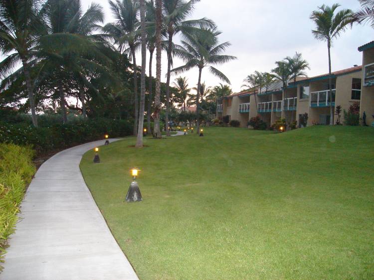 Kona_Coast_II_Grounds