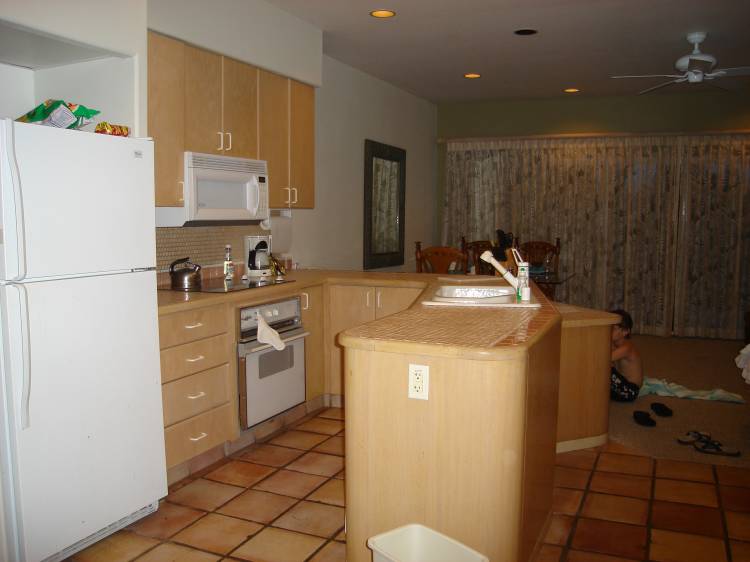 Kona_Coast_II_Kitchen