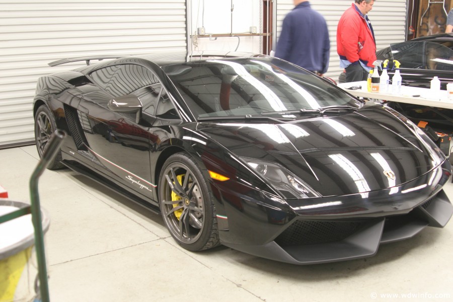 Lambo_LP_570_4_SuperLeggera