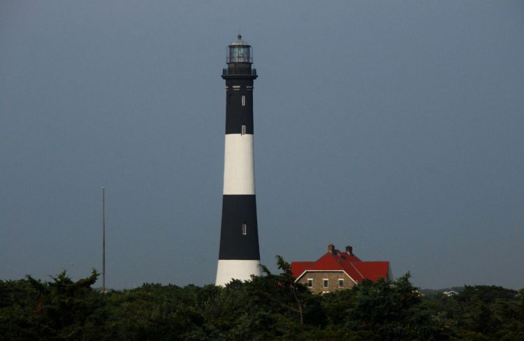 lighthouse_1-1