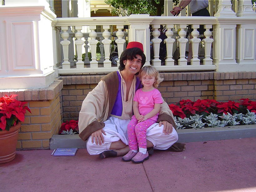 Linnea and Aladdin - 11/2004