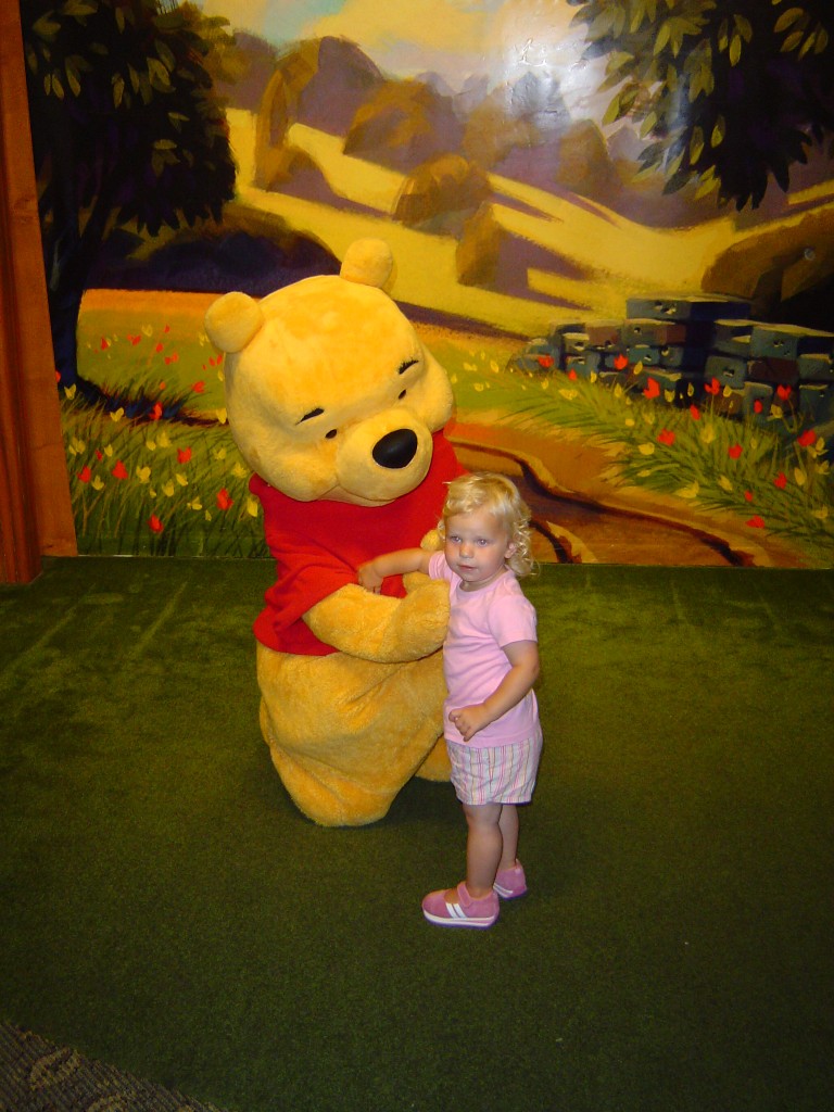 Linnea and Pooh - 8/2003