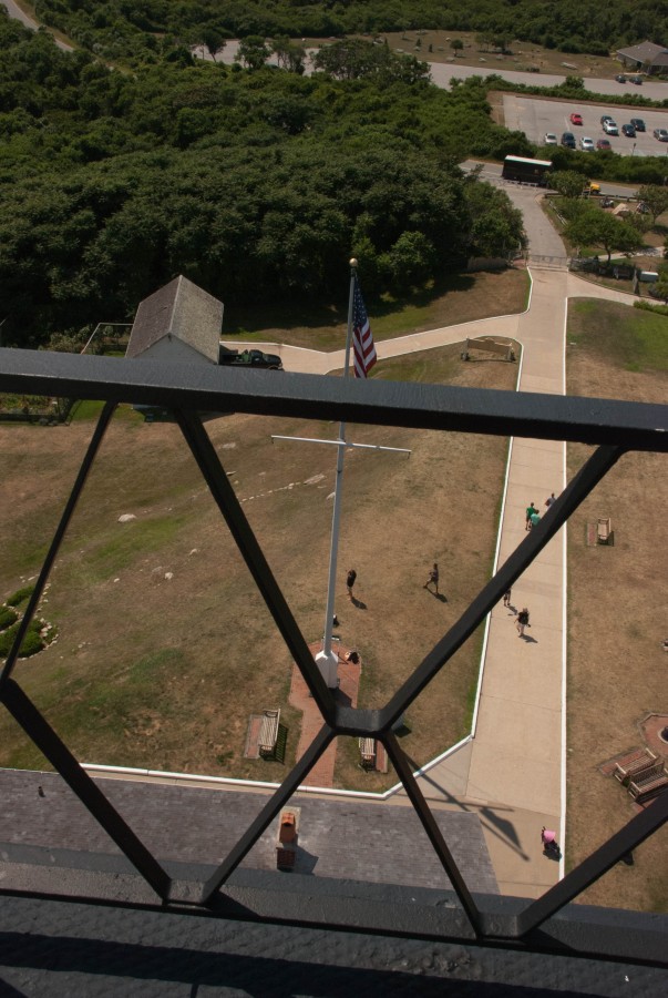 looking_down_3