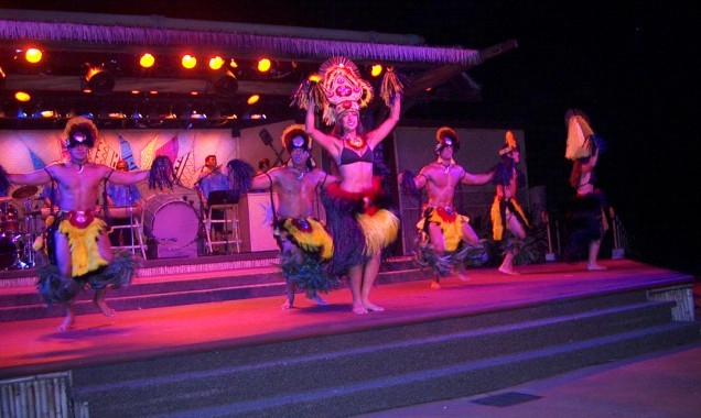 luau dancing