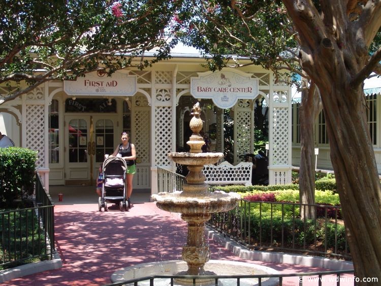 Magic_Kingdom_Baby_Care_Center_01