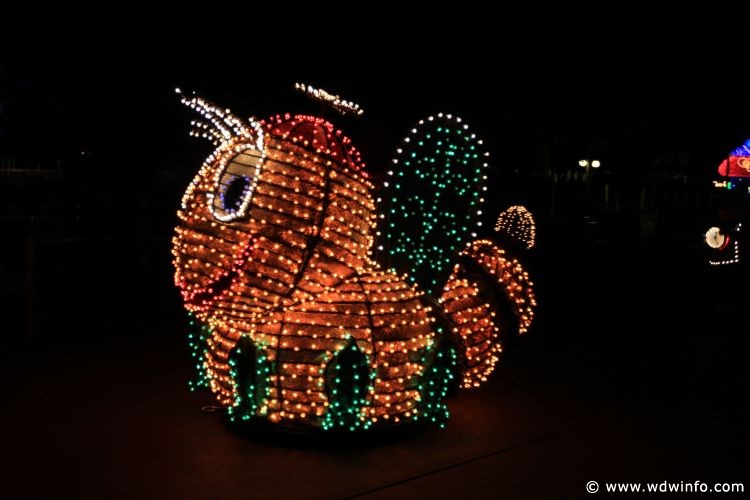 Main-Street-Electrical-Parade-17