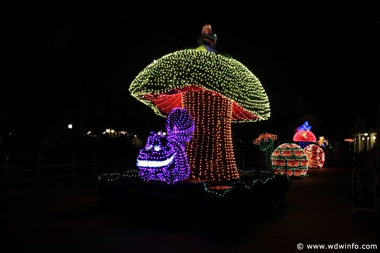 Main-Street-Electrical-Parade-22