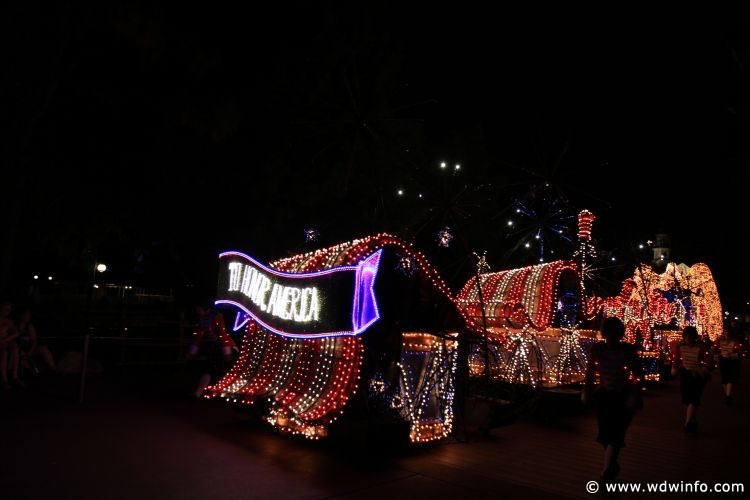 Main-Street-Electrical-Parade-92