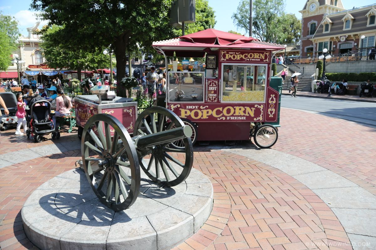 Main-Street-USA-27