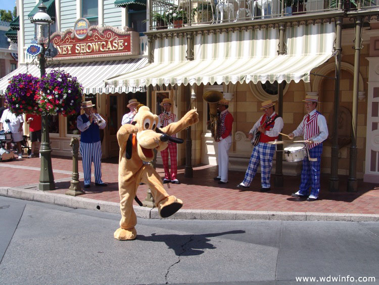Main-Street-USA-DL-061