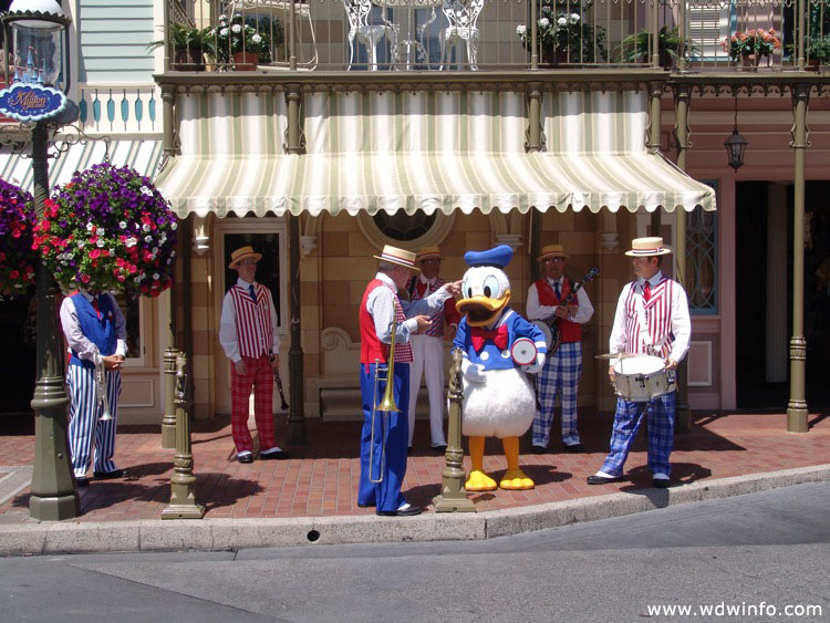 Main-Street-USA-DL-071