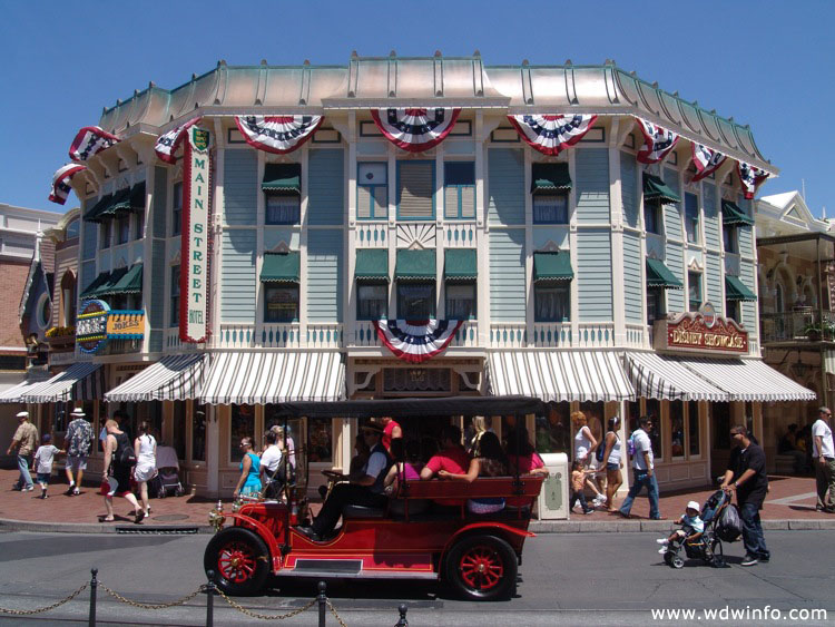 Main-Street-USA-DL-261