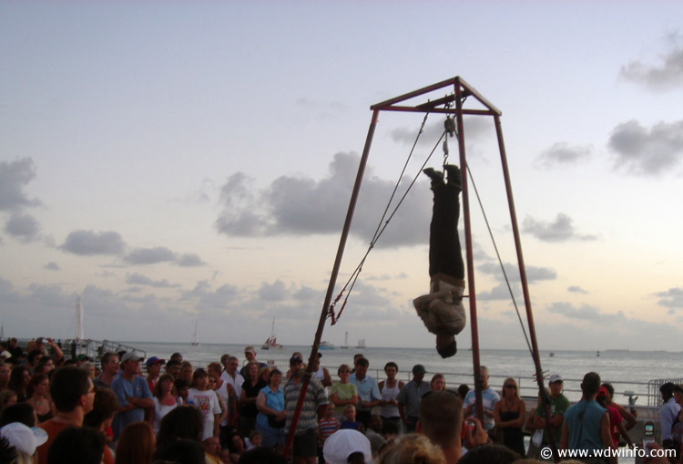 Mallory-Square-12