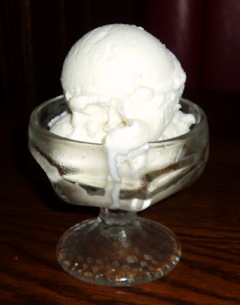 Mama Melrose Vanilla Gelato