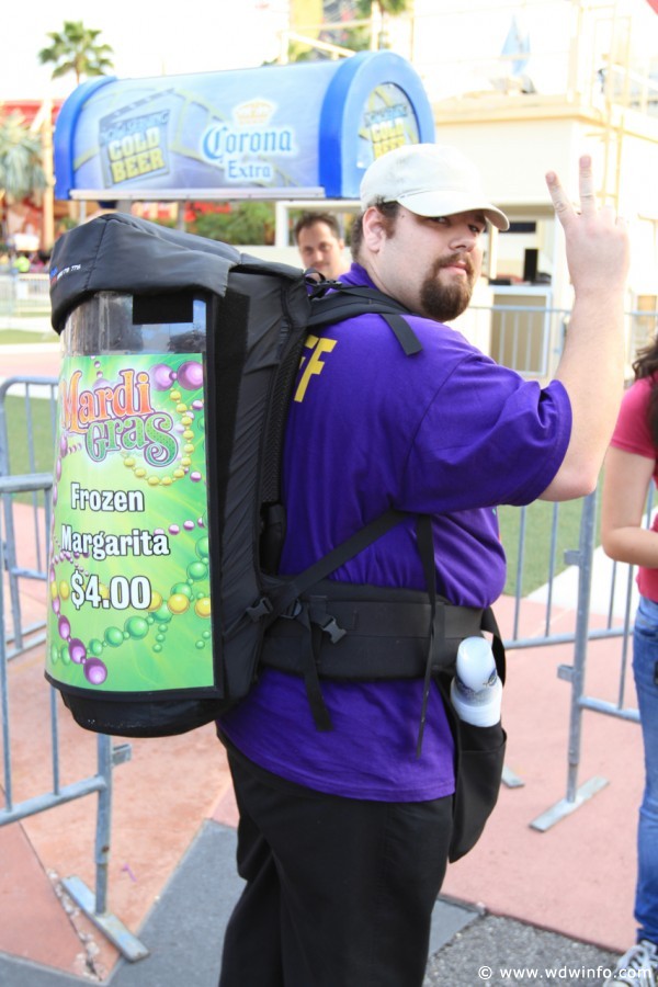 Mardi-Gras-Universal-Orlando-021