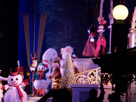 Mickey and the gang