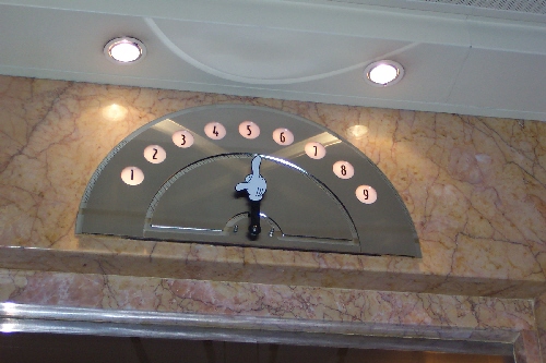 Mickey hand/elevator
