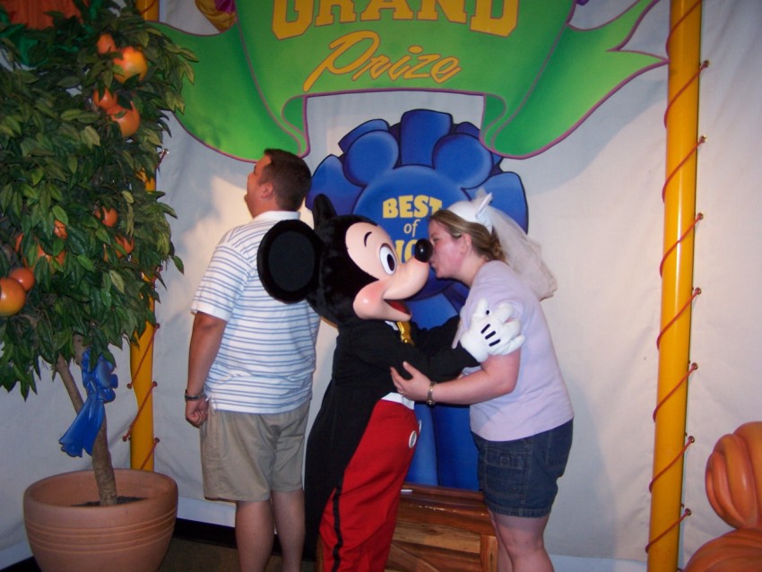 Mickey Kiss