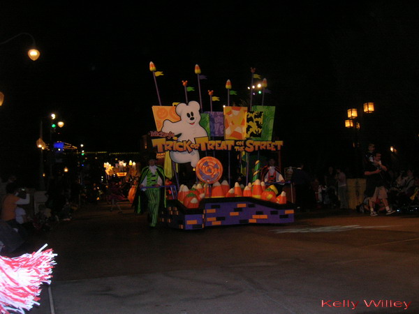 Mickey's Halloween Treat - 10/11/2007