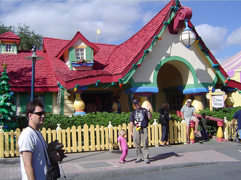 Mickey's house - 11/2004