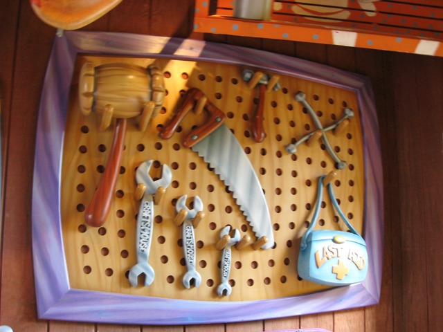Mickey's House Tools 3-09