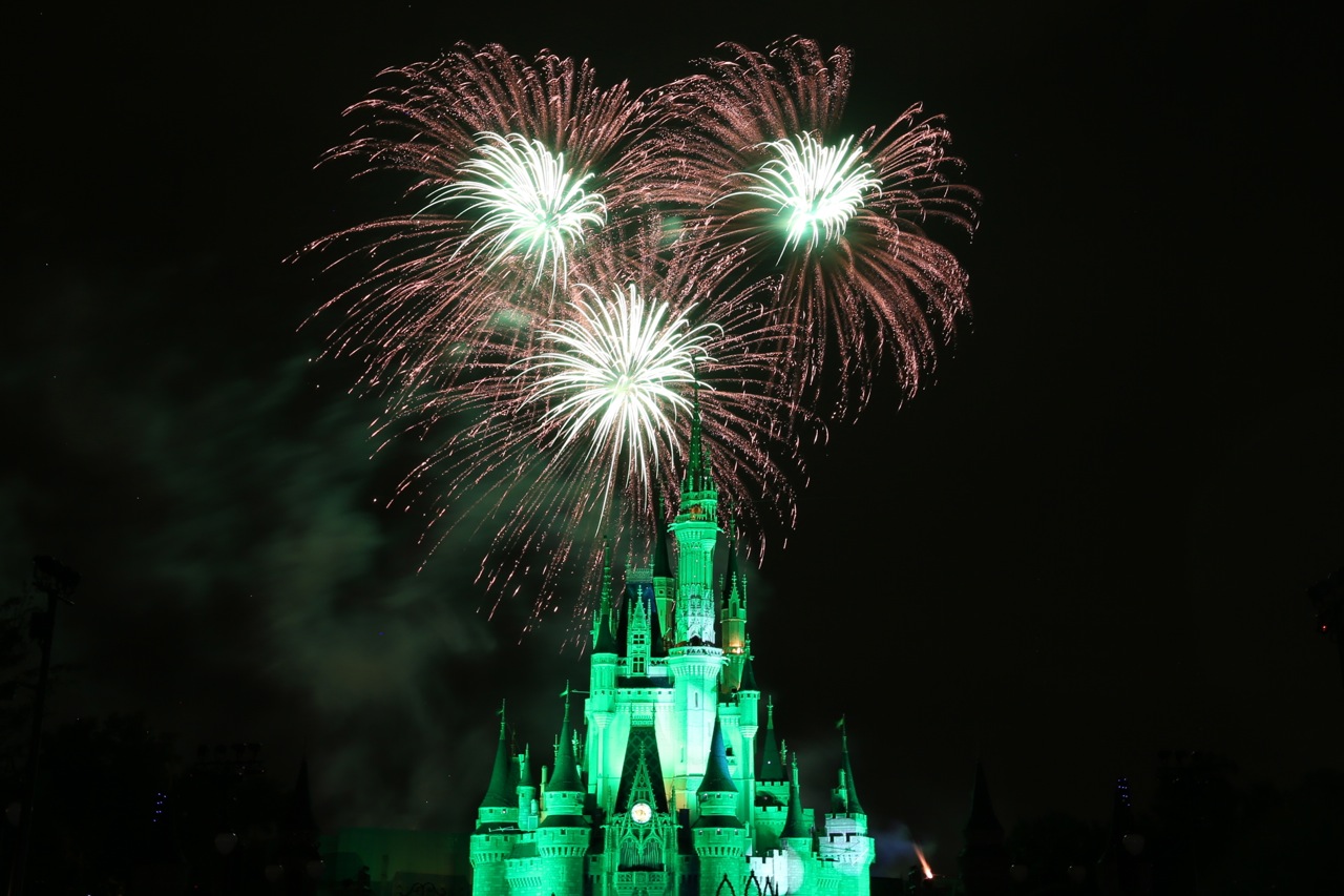 Mickeys-Very-Merry-Christmas-Party-2015-202