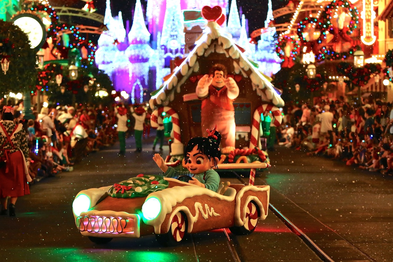 Mickeys-Very-Merry-Christmas-Party-2015-223